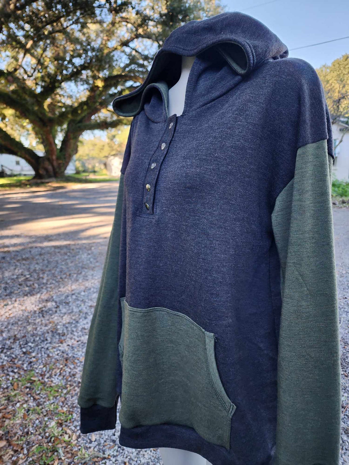 Finland Interlock- Women's Henley Hoodie